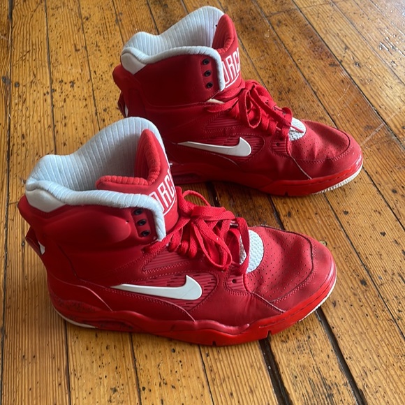 Nike Air Command Force University Red 684715-600 Size 8.5 - Picture 11 of 11